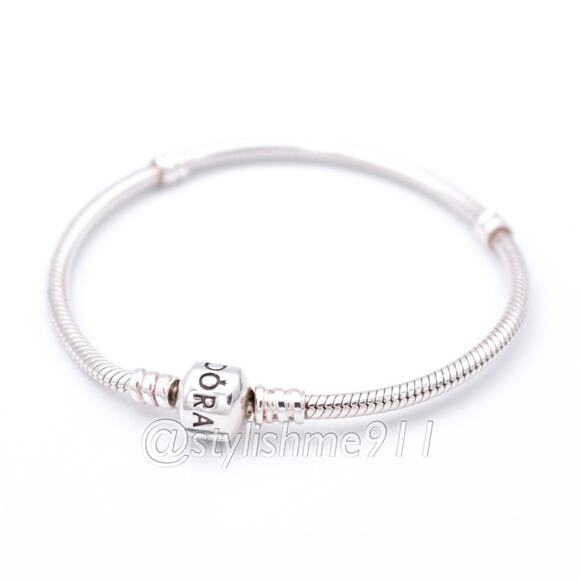 Authentic PANDORA Moments Barrel Clasp Charm Bracelet - 590702HV - Picture 1 of 11
